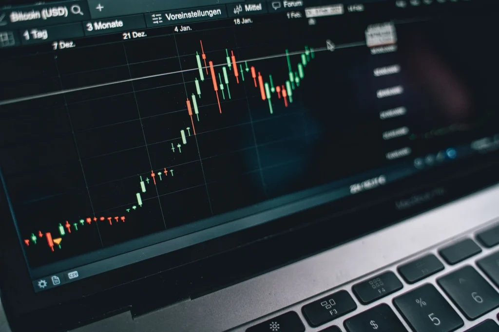 Ciberseguridad para inversores: proteger cuentas y datos financieros
